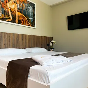 https://jata-crown-hotel.albaniahotels.org